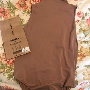 SKIMS Sleeveless Mock Neck BodySuit